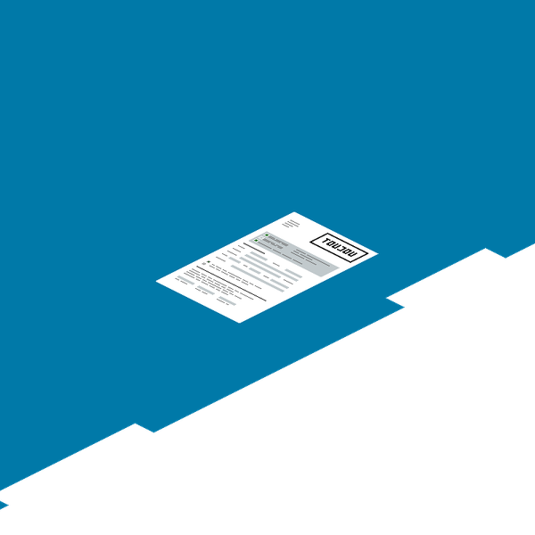 Auf einer blauen Oberfläche liegt ein weißes Blatt Papier, das wichtige Informationen und ein grünes Häkchen enthält.