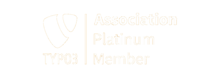 Das Logo zeigt die TYP03-Vereinigung mit dem Schriftzug 'Platinum Member' in eleganter Schrift auf schwarzem Hintergrund.