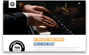 Ein Musiker spielt leidenschaftlich Klavier, während seine Hände über die Tasten gleiten und die Melodie zum Leben erwecken.