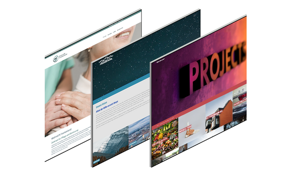Drei Screens mit modernen Websites zeigen farbige Templates